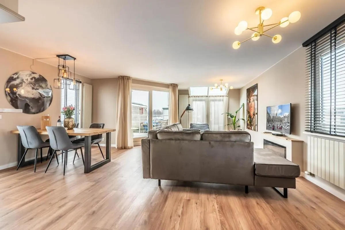 Casa vacanze Spacious 120M2 Water Villa With Sauna Near Amsterdam Aalsmeer