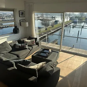 The Boathouse With Boat Aalsmeer