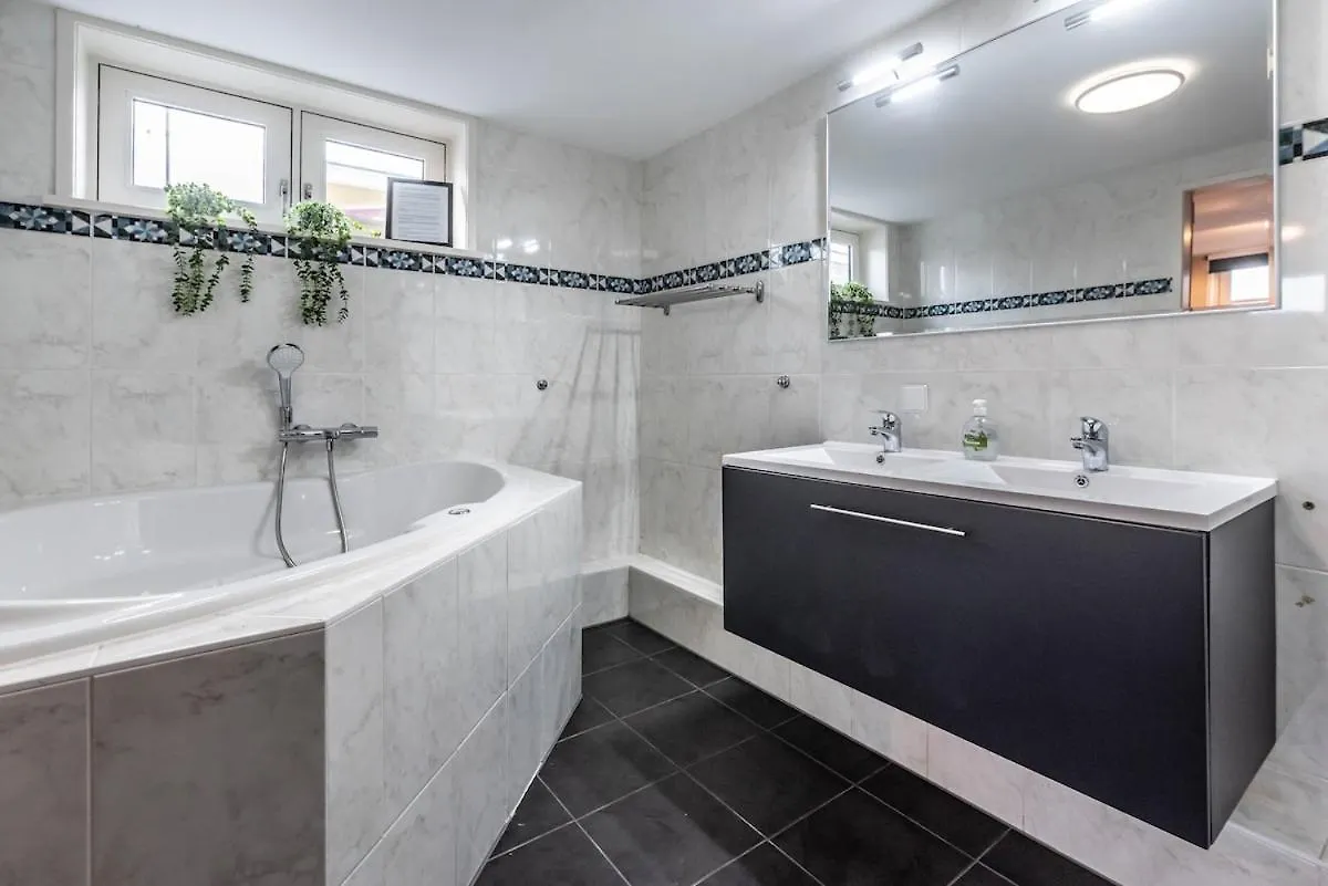 Spacious 120M2 Water Villa With Sauna Near Amsterdam Aalsmeer 0*,