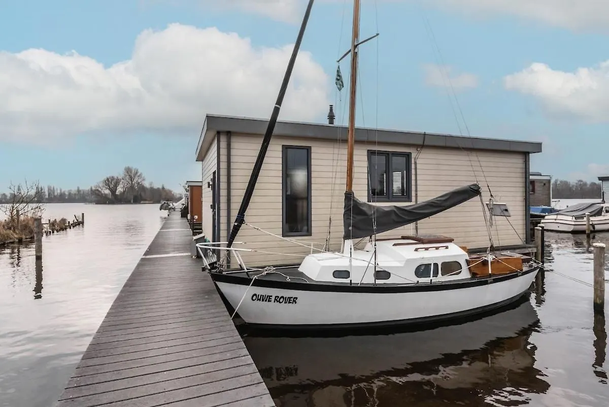 Spacious 120M2 Water Villa With Sauna Near Amsterdam Aalsmeer